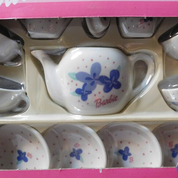 Barbie Mini China Tea Set 13 Pieces Schylling 2001 NEW IN BOX - Picture 2 of 5